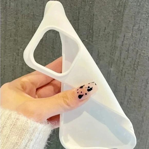 ⚠️Clearance iPhone 15/Pro/Pro Max Solid White Phone Case - Picture 3 of 3